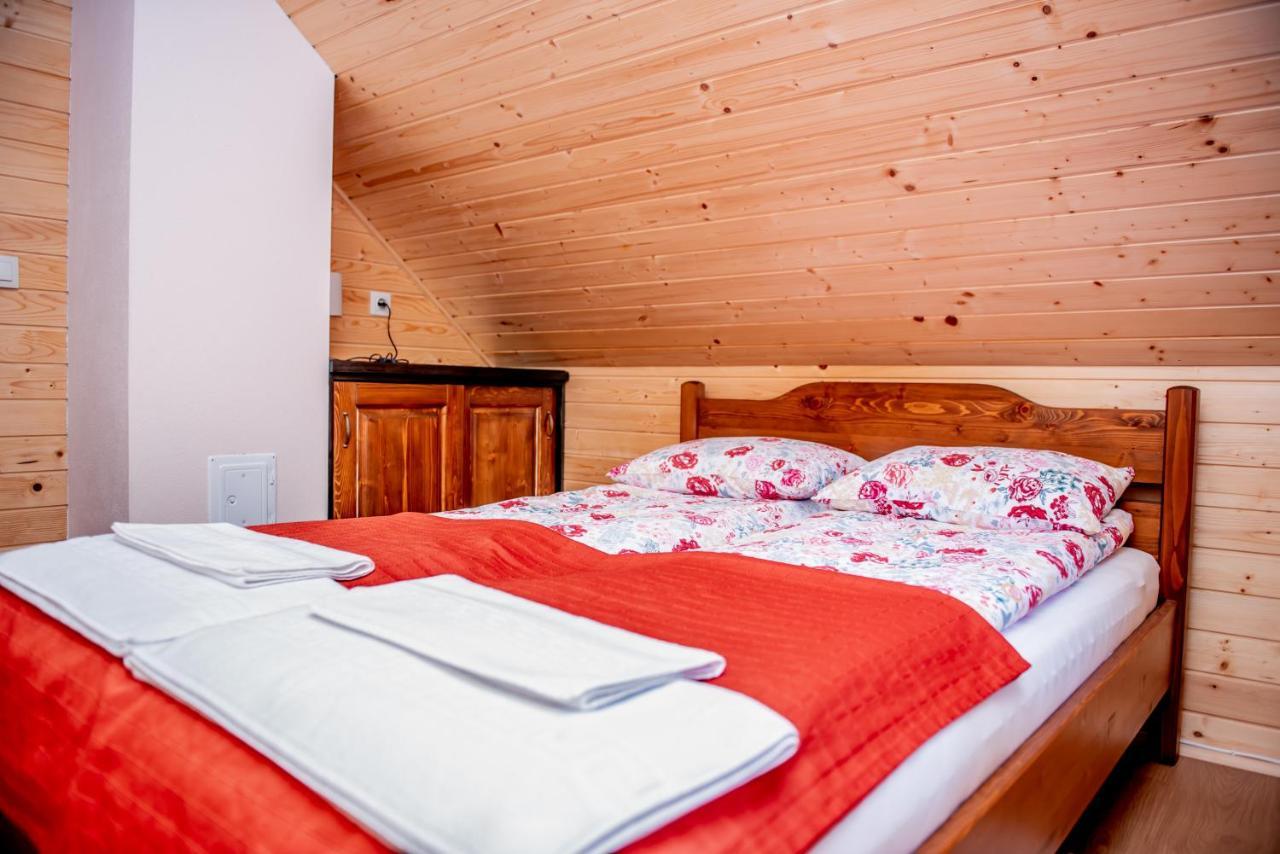 Central Chalet Varsag Exterior foto